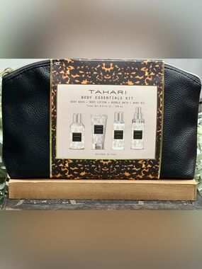 Tahari Jasmine Body Essentials Kit